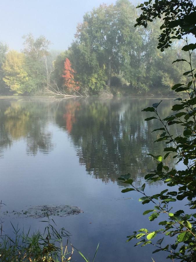 Le Moulin Du Bourg Hotel Epeigne-les-Bois Kültér fotó